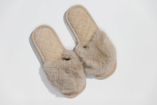 Pantuflas Slide Banda de Peluche Esponjoso — 5 colores
