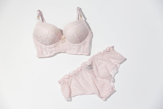 Set Brassier y Bloomer Rosa con Joya