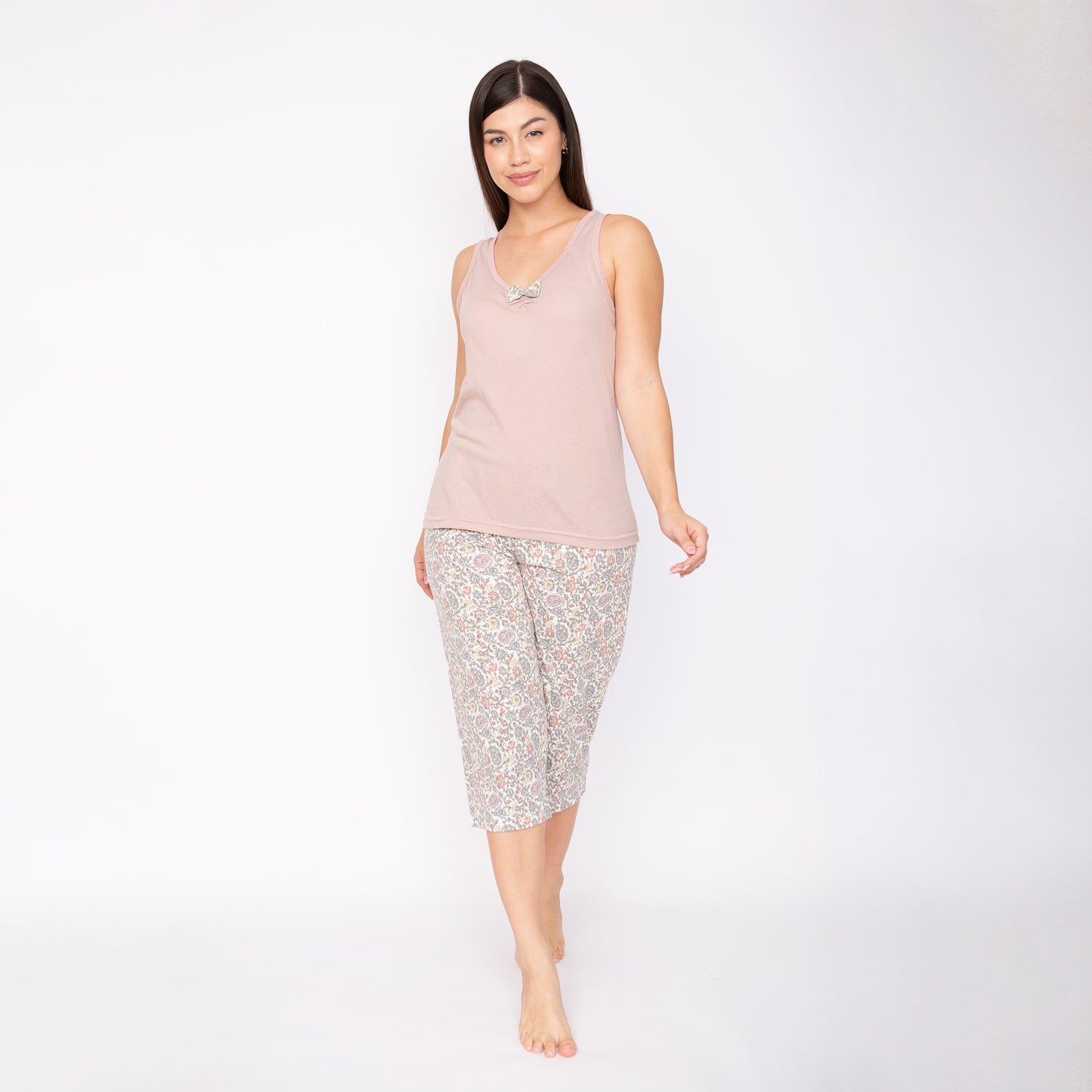 Pijama Mangano Tirantes. Flores.