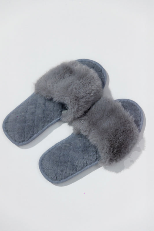 Pantuflas Slide Banda de Peluche Esponjoso — 5 colores