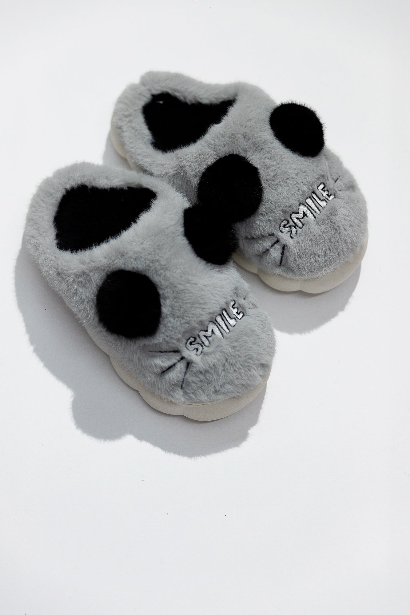 Pantuflas Smile Gatito con Pompones — 2 colores