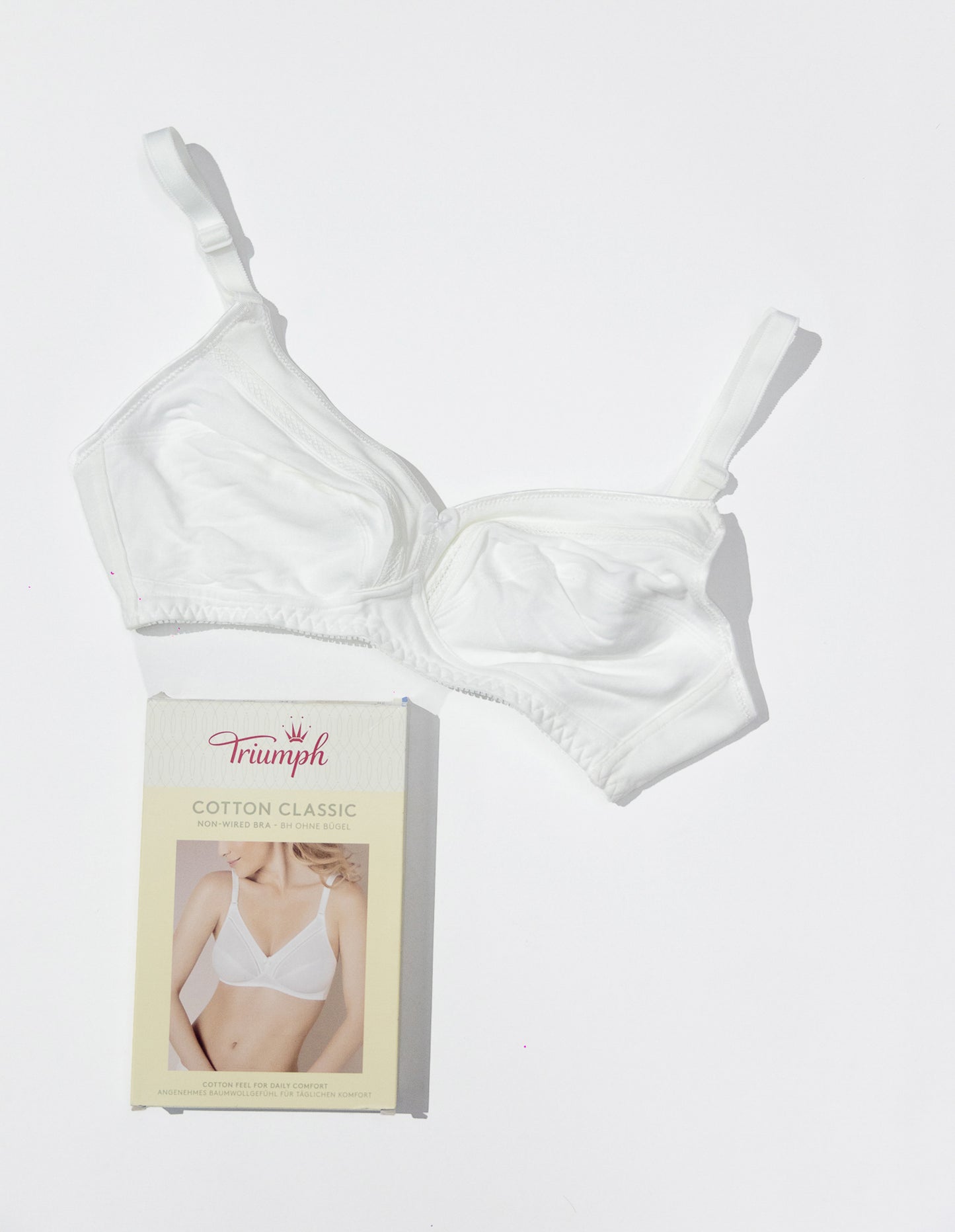Triumph Cotton Classic – Brasier Sin Varilla (Blanco)