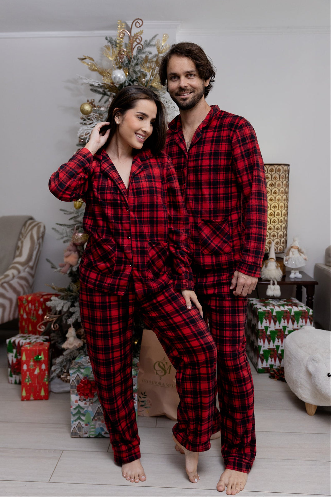 Pijama de Franela Unisex Cuadros Rojo y Negro. Christmas PJ's.