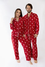 Pijama de Franela Unisex Árboles de Navidad Rojo. Christmas PJ's.