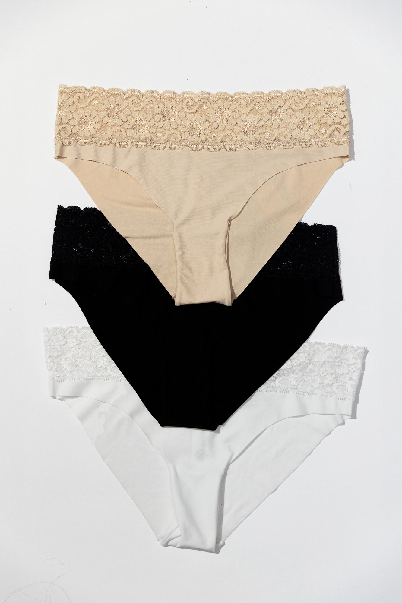 Bloomer Encaje Ancho con Dije