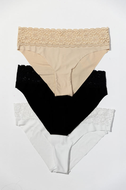 Bloomer Encaje Ancho con Dije